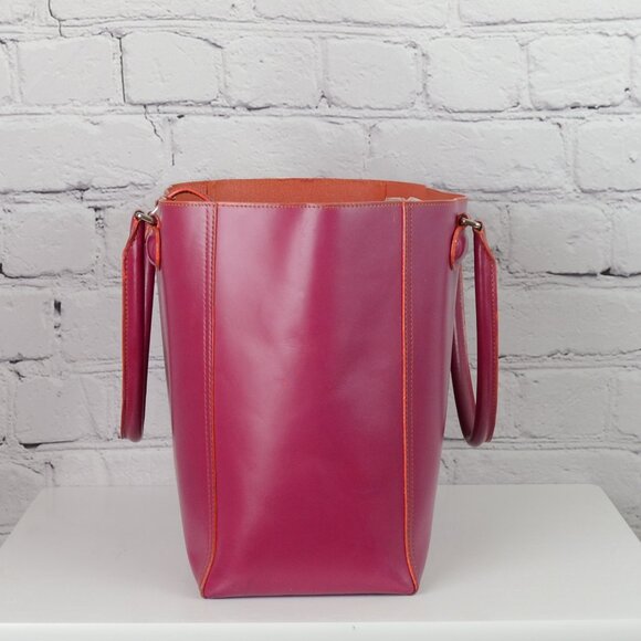 LOEWE Anagram Leo Tote with Pouch - Picture 4 of 16